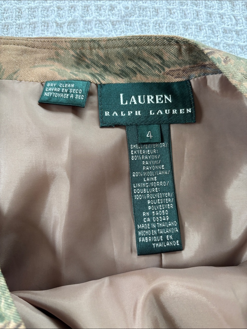 NWT Vintage Ralph Lauren
Balmoral Dog Hunt Cabin Sz 4
Wool Blend Wrap Skirt New - Picture 7 of 9